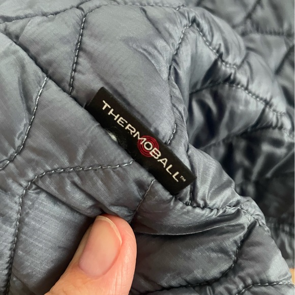 The North Face Thermoball Jacket - Picture 3 of 8